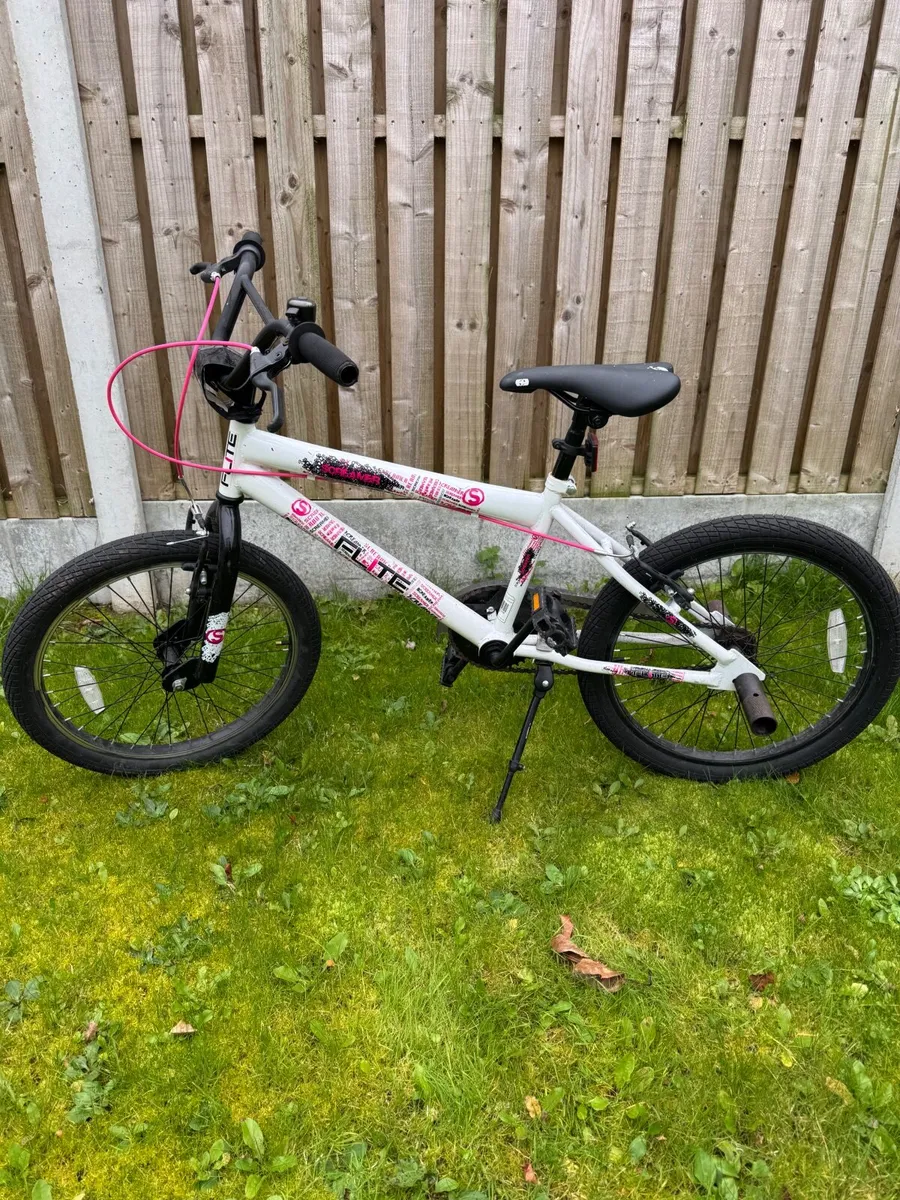BMX BIKE - Image 1