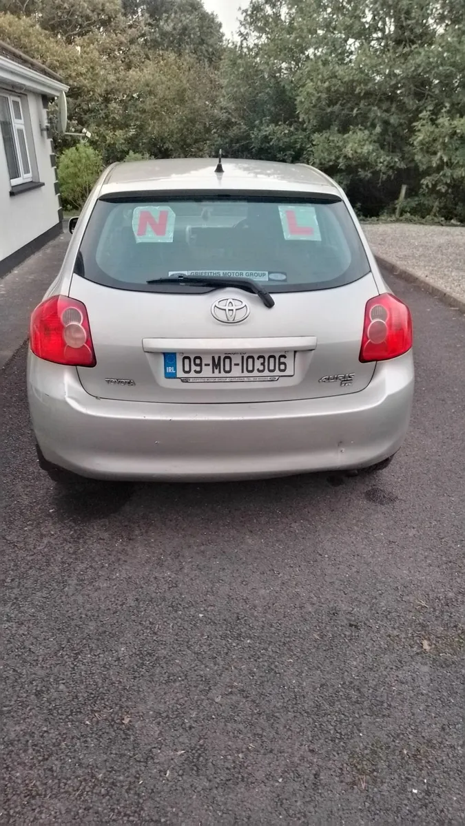 Toyota Auris 2009 sold as seen - Image 4
