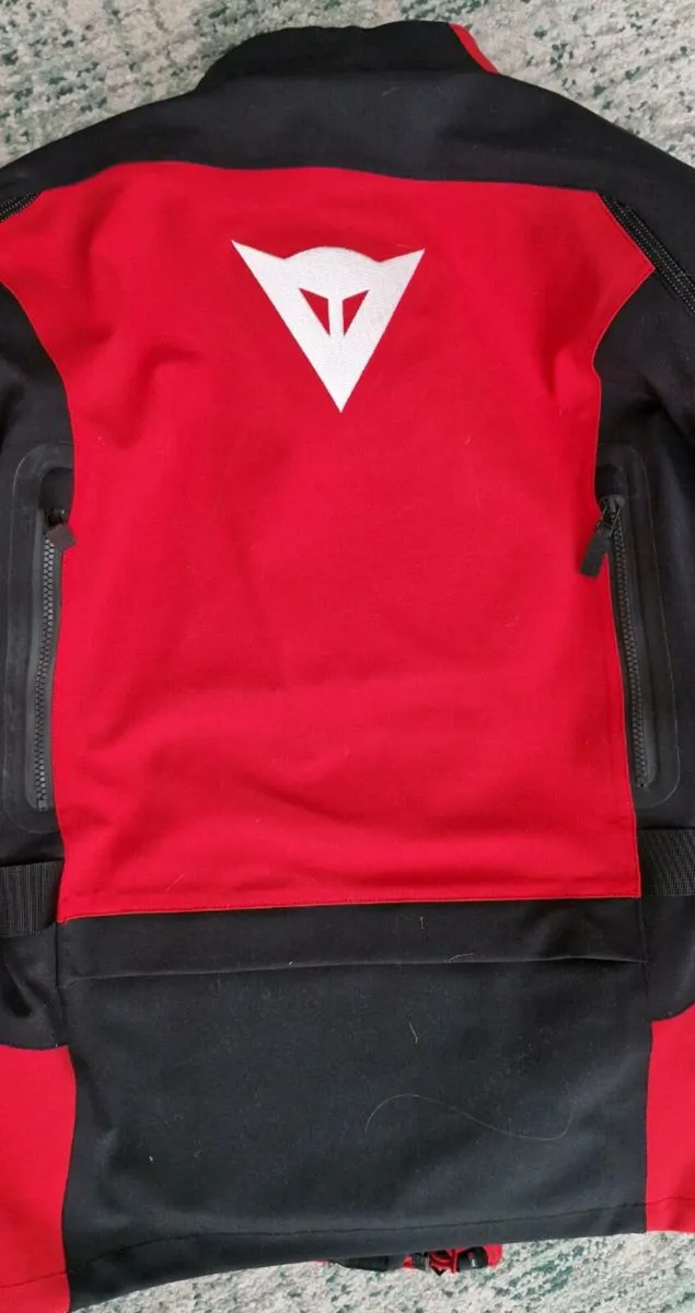 DAINESE D-DRY XT WATERPROFF JACK size 54 = 44inch - Image 4