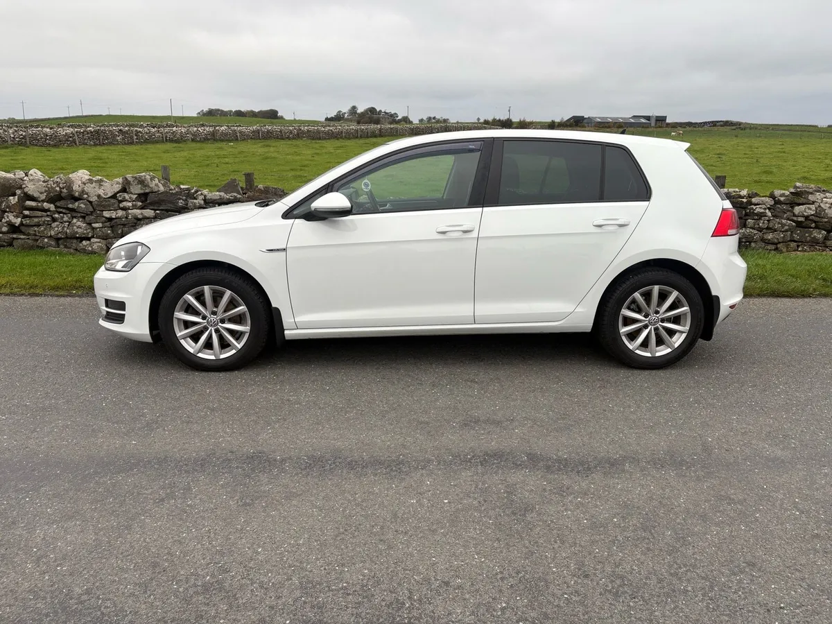 2016 Vw golf 1.6 tdi  lounge - Image 4