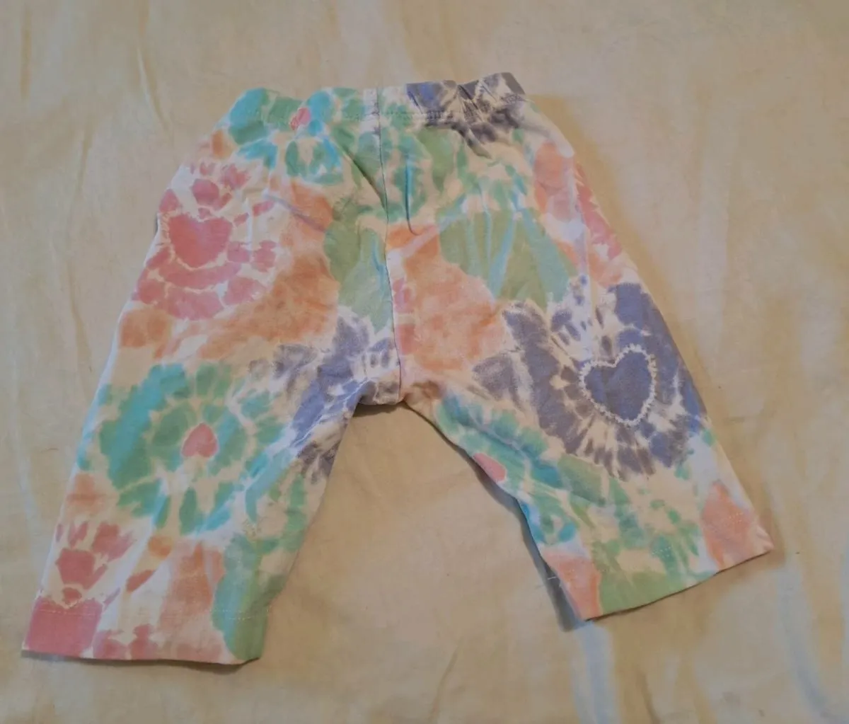 Dunnes shorts pastel colours 3 - 4 y - Image 2