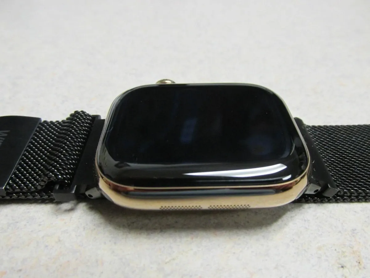 Apple Watch Series 10 (GPS+LTE) 42MM Gold Titanium - Image 4