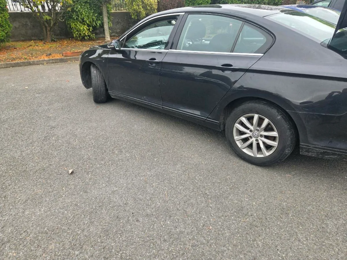 Volkswagen passat 1.6 diesel Tdi - Image 4