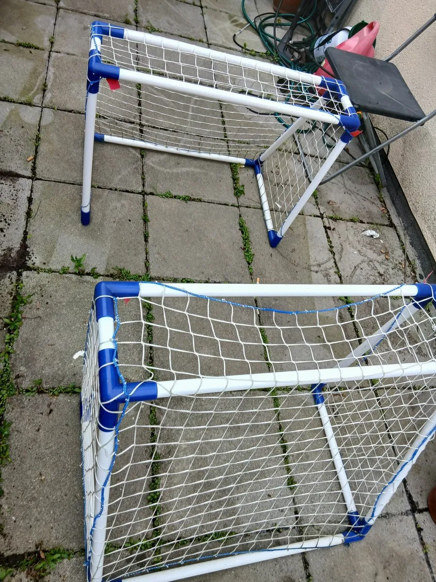 Kids goal posts - Image 1