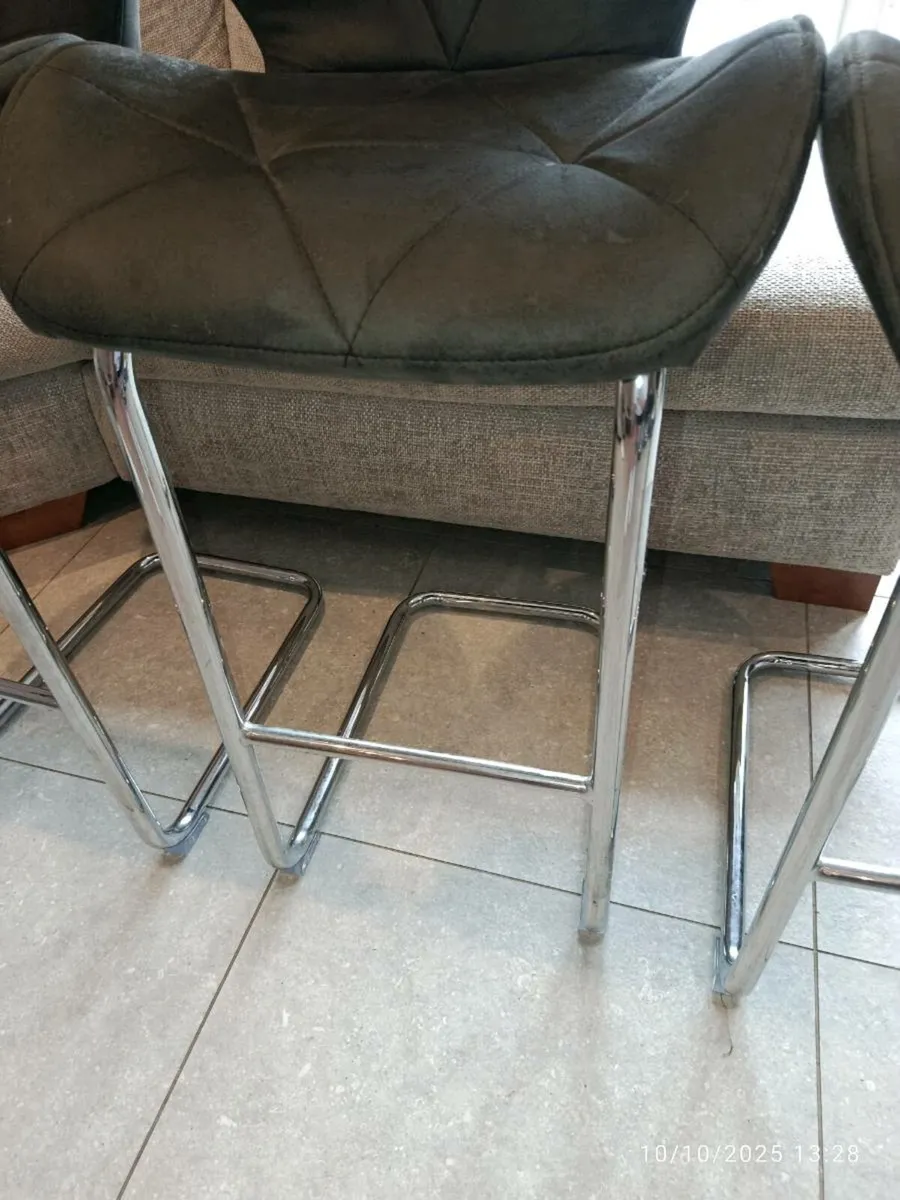 Bar stool - Image 3