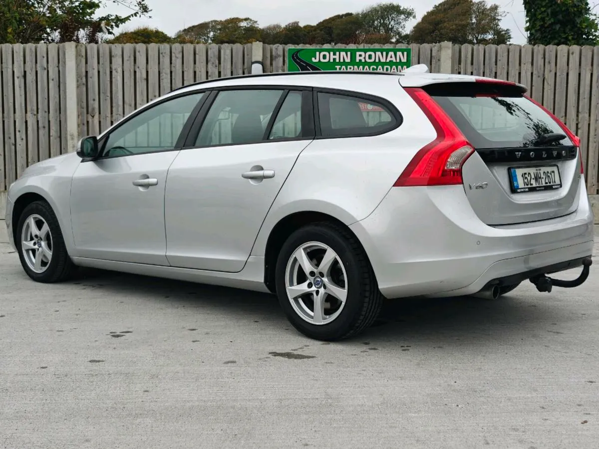 Volvo v60 2.0 diesel 2 years nct - Image 3