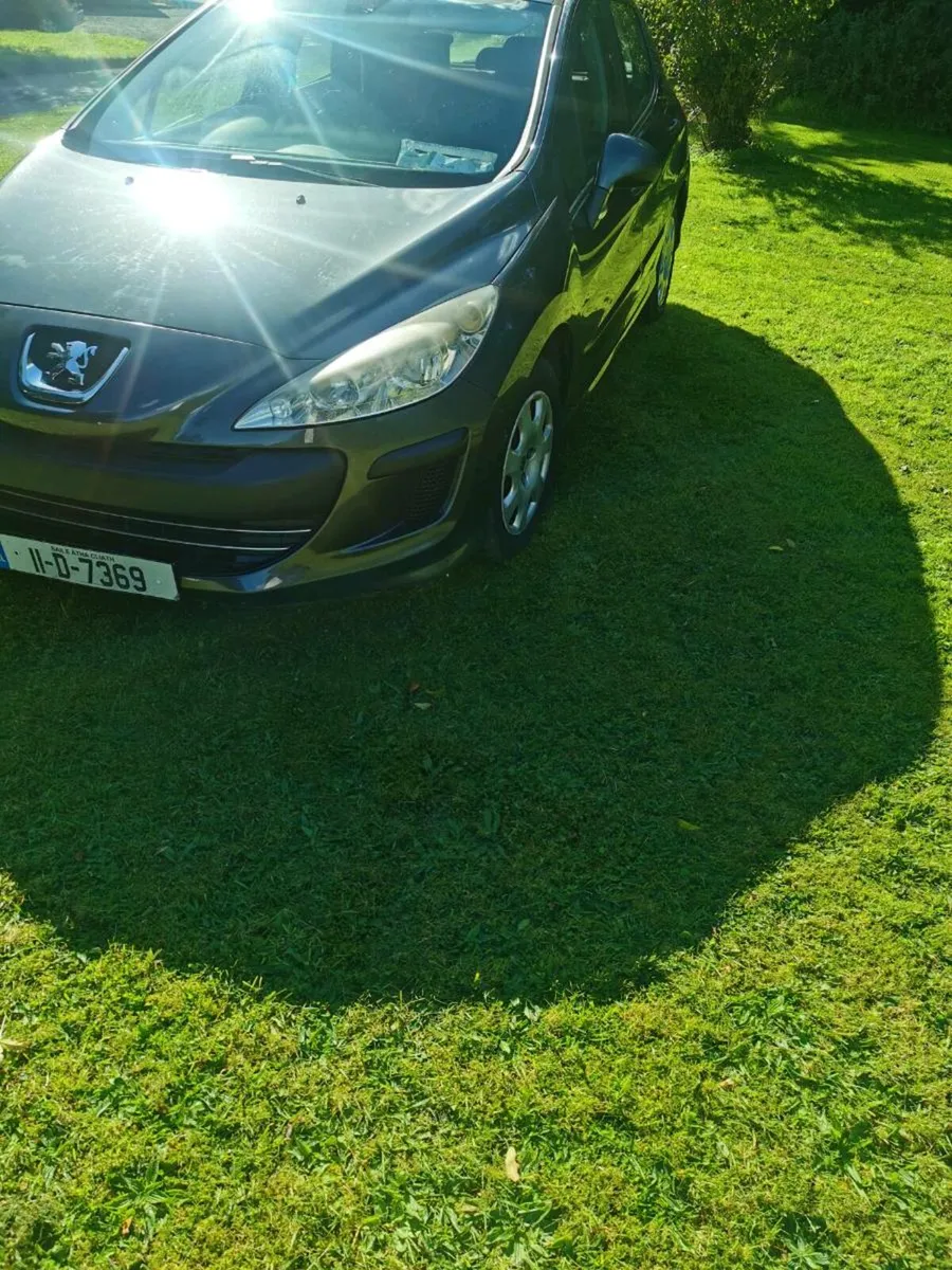 Peugeot 208 - Image 3