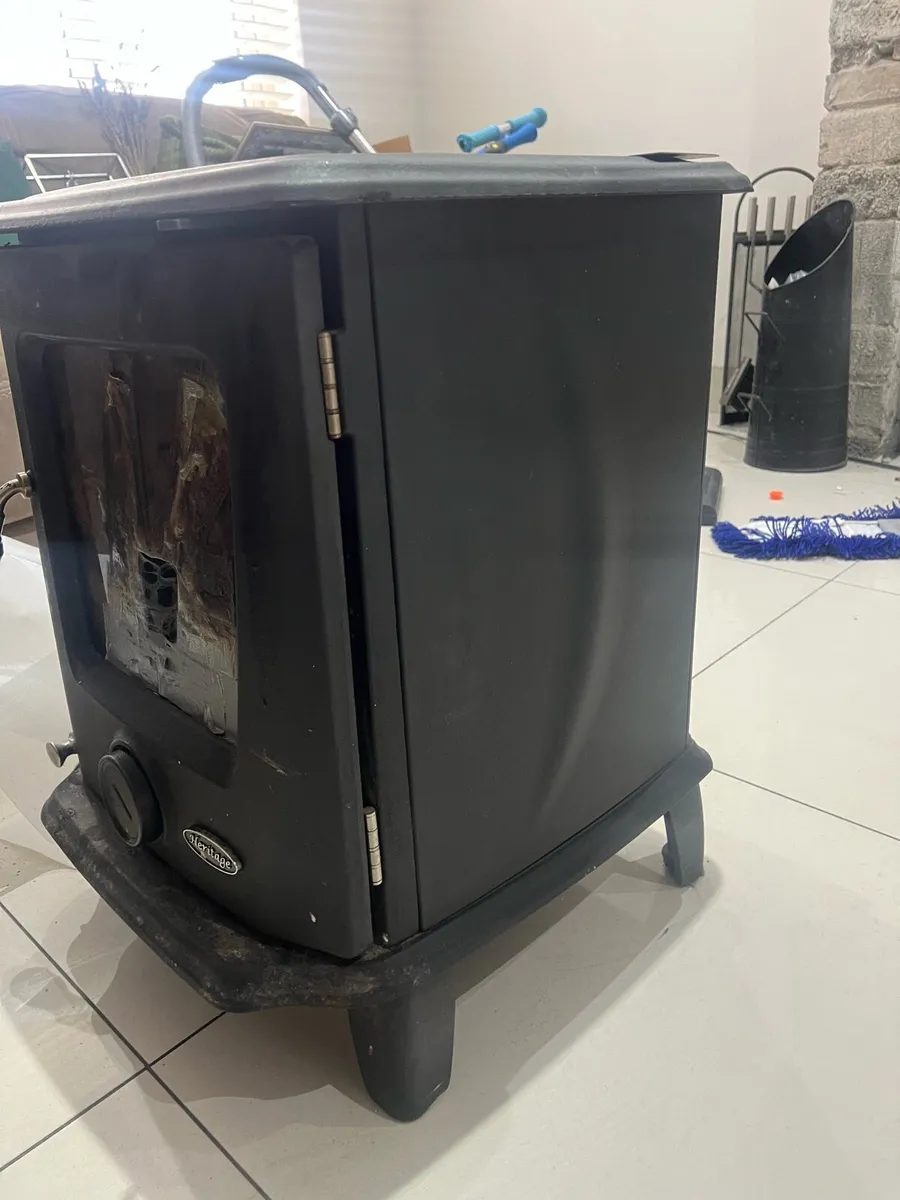 Stove - Image 1
