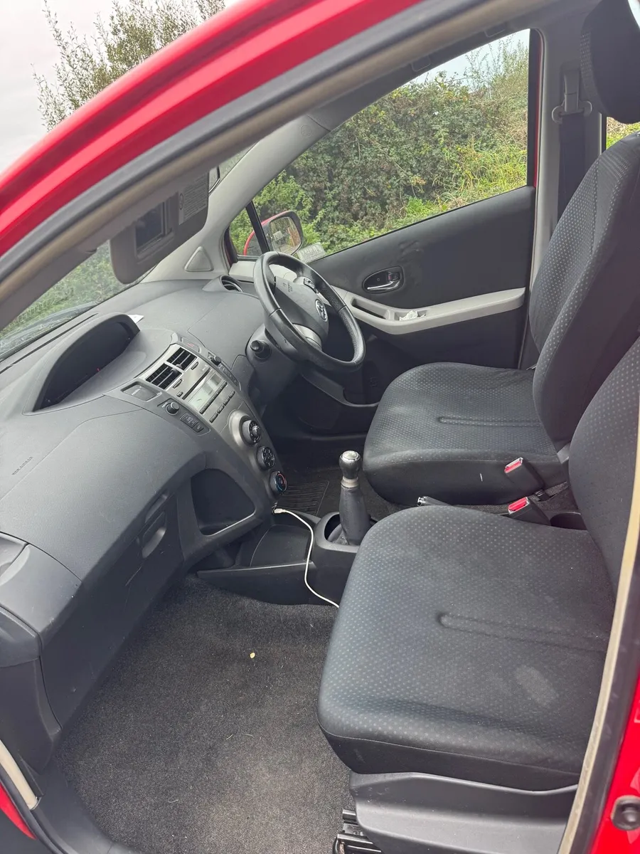 Toyota Yaris - Image 3