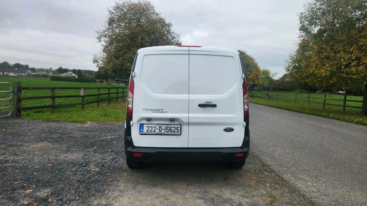 Ford Transit Connect 41,000kms - Image 4