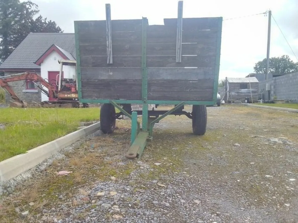 Vintage Hand Tipper Trailer - Image 4