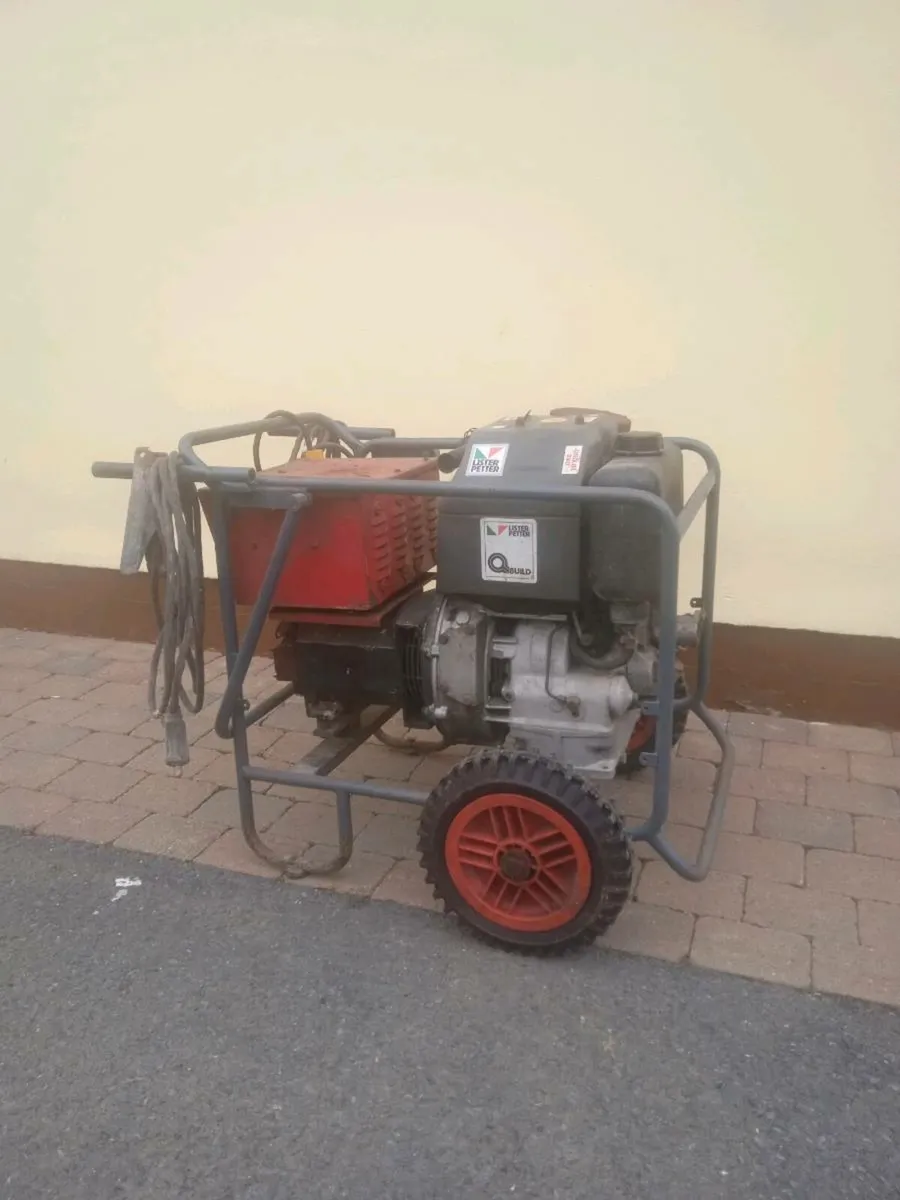 Lister - Image 1
