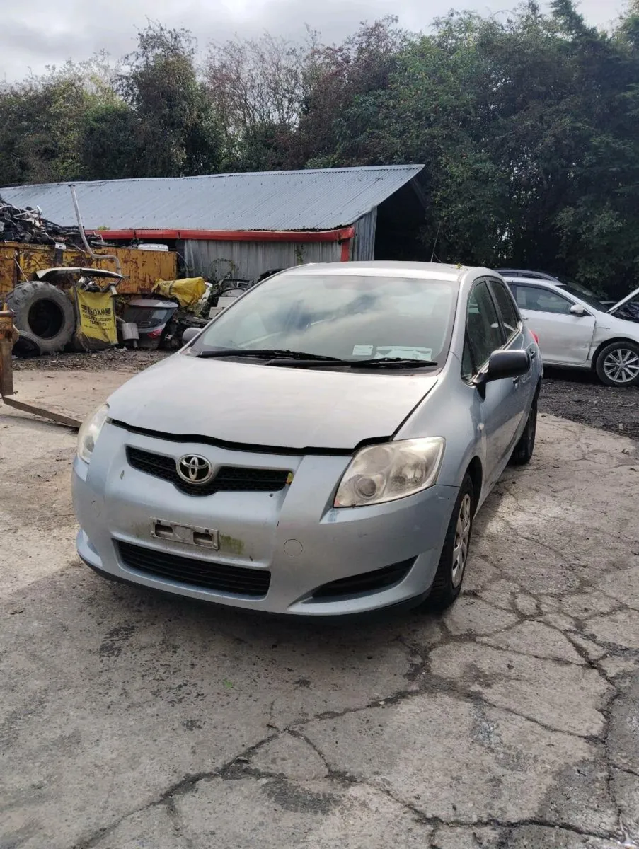 Breaking Toyota auris 2008 1.4 diesel - Image 2
