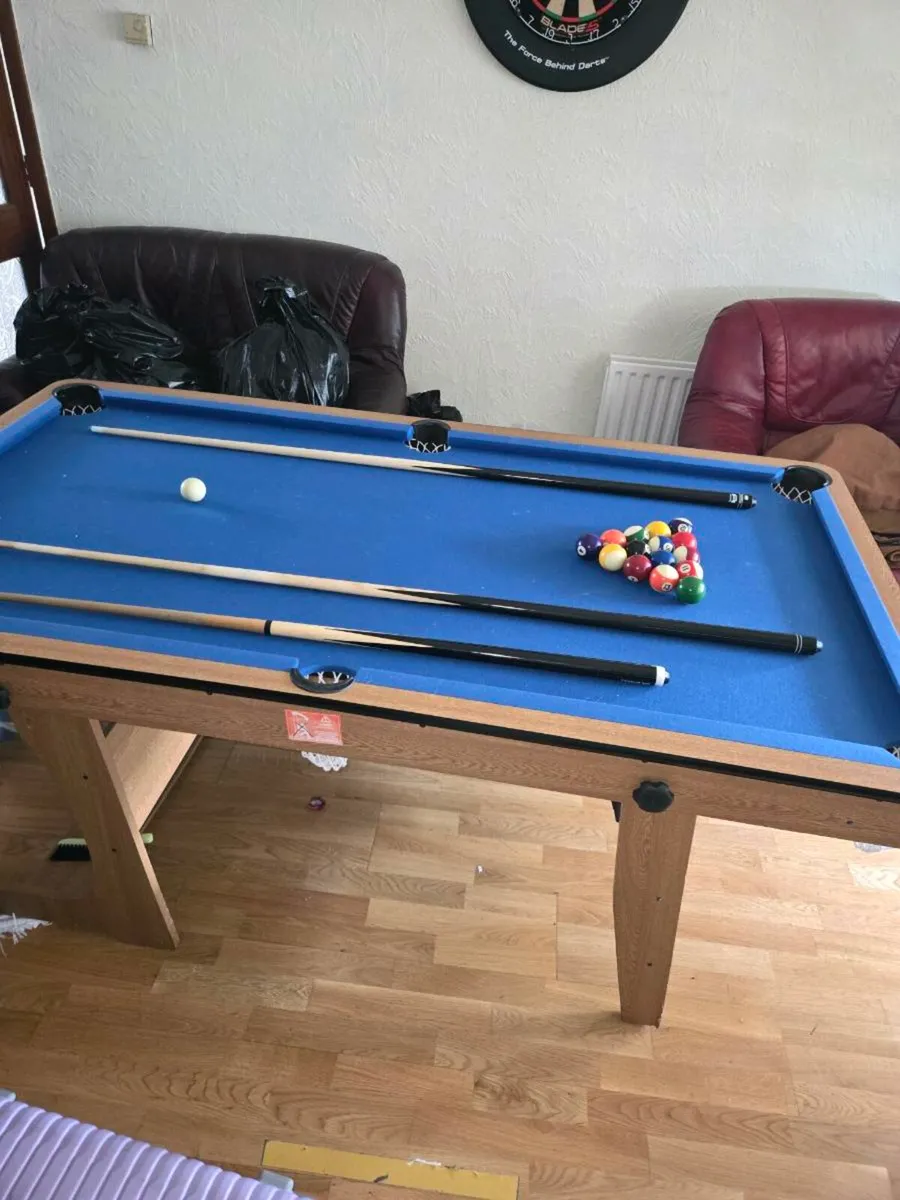 Pool table - Image 2