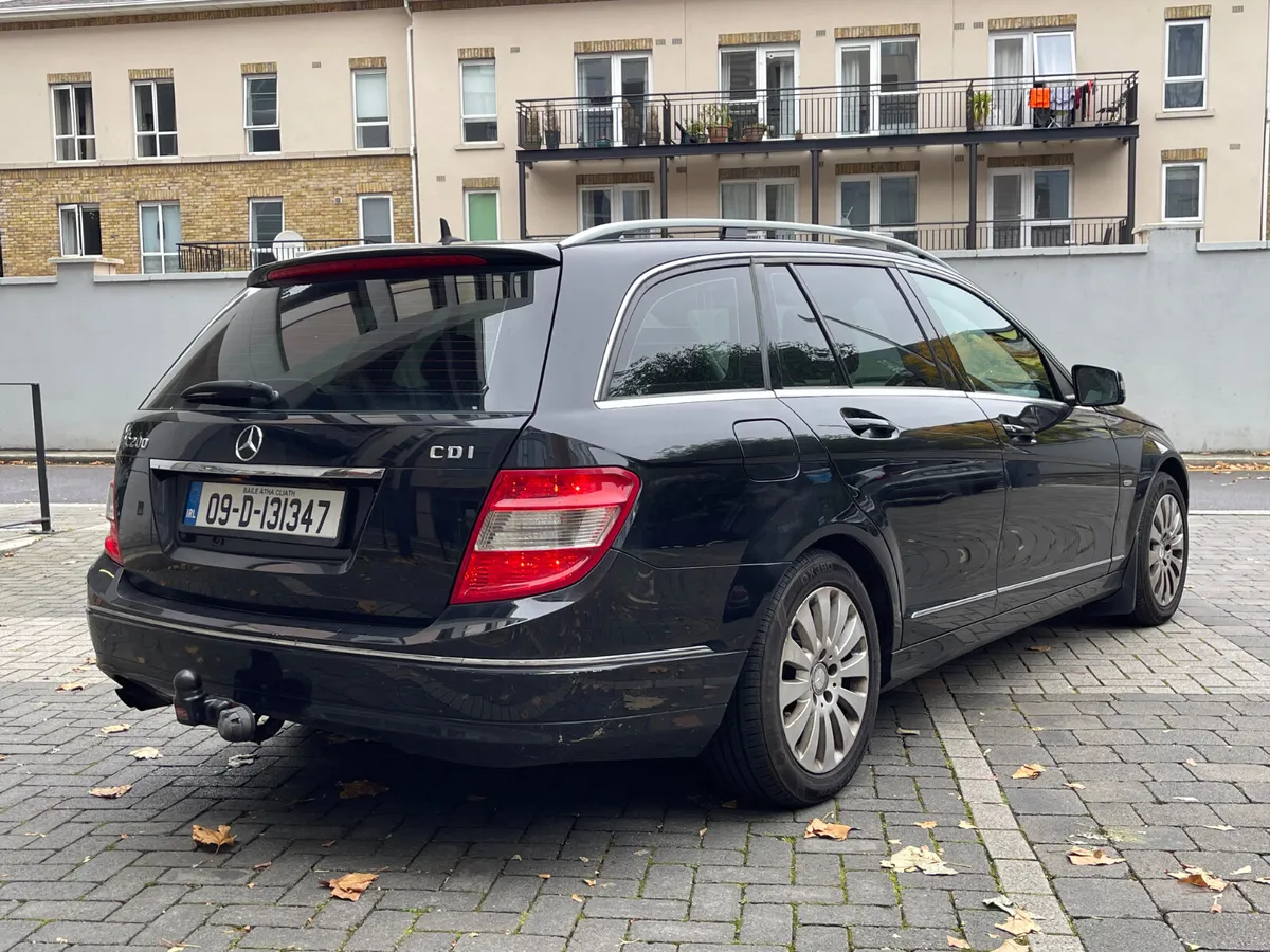 2009 Mercedes-Benz C-Class 2.1 Diesel - Image 3