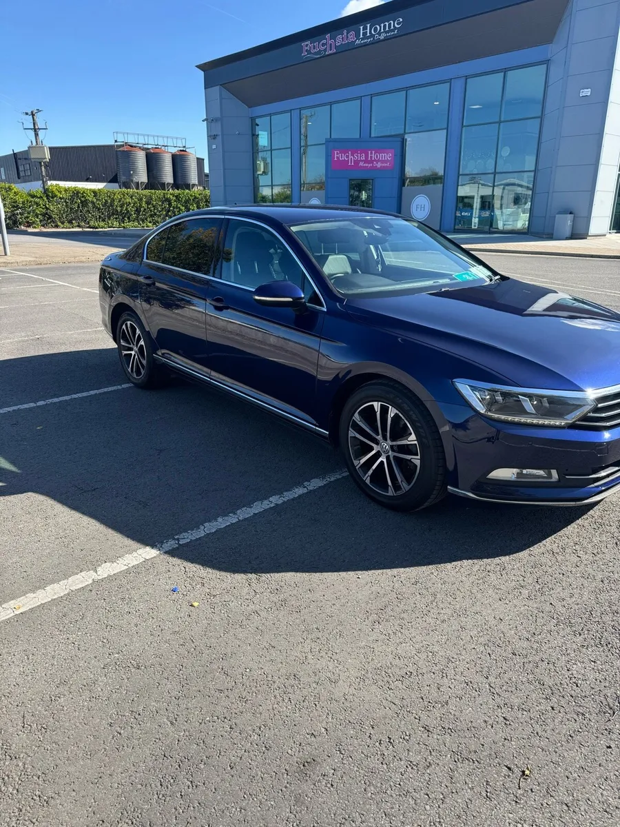 2017 VW PASSAT HIGHLINE DIESEL - Image 1