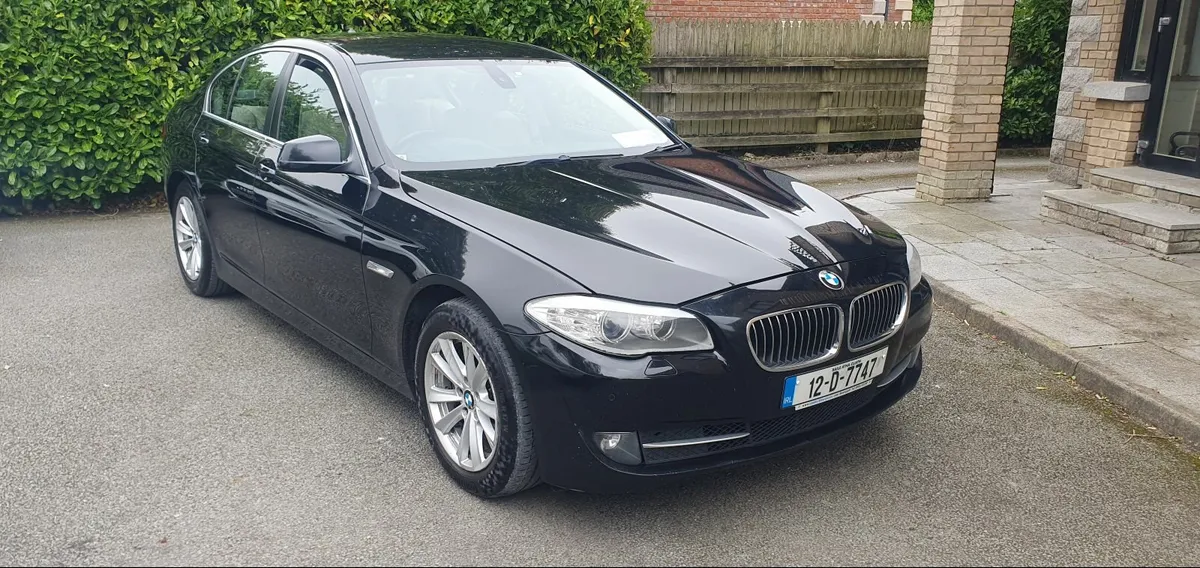 BMW 5-Series 2012 automatic - Image 1