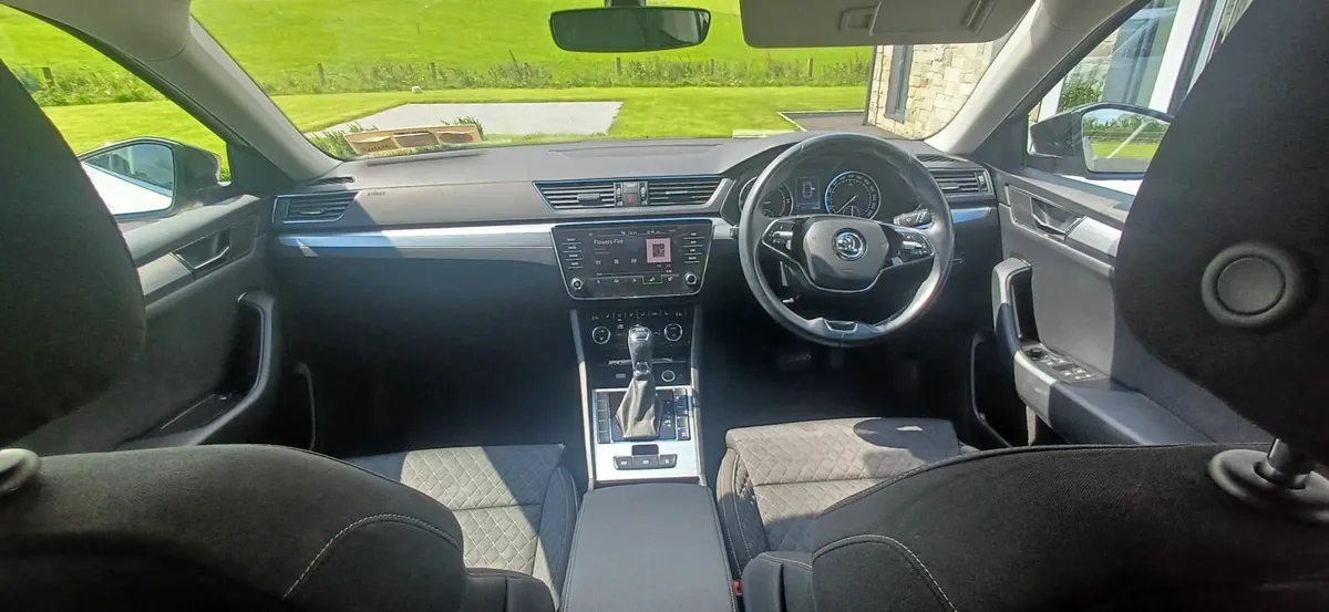 2021 Skoda Superb STYLE 2.0tdi 122HP DSG 4D - Image 4