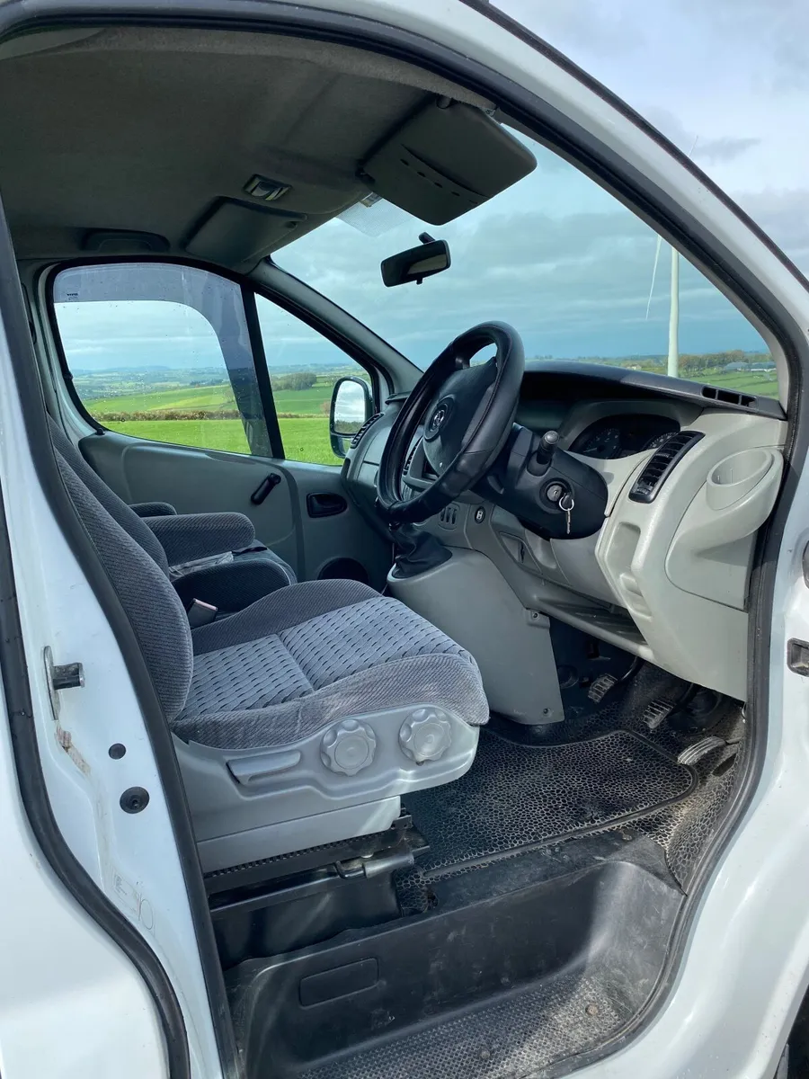 Camper van - Image 1