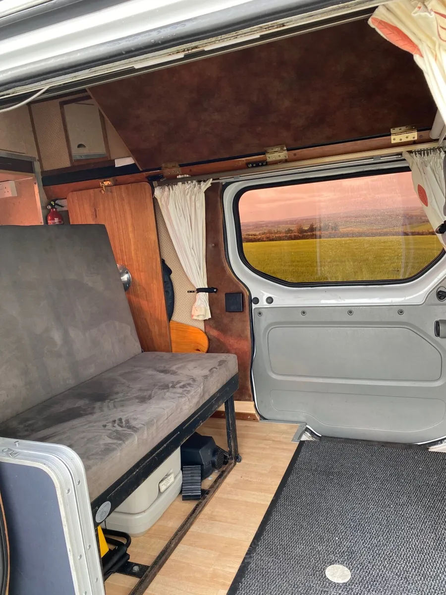 Camper van - Image 3