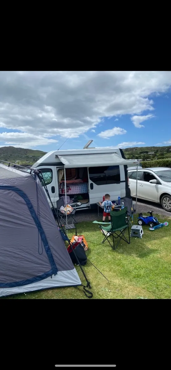 Camper van - Image 4