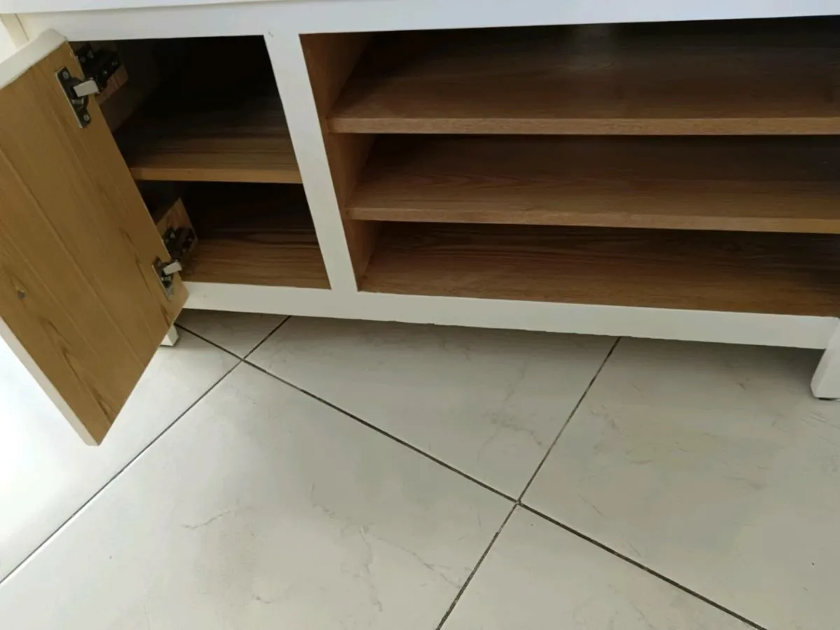 TV unit - Image 4