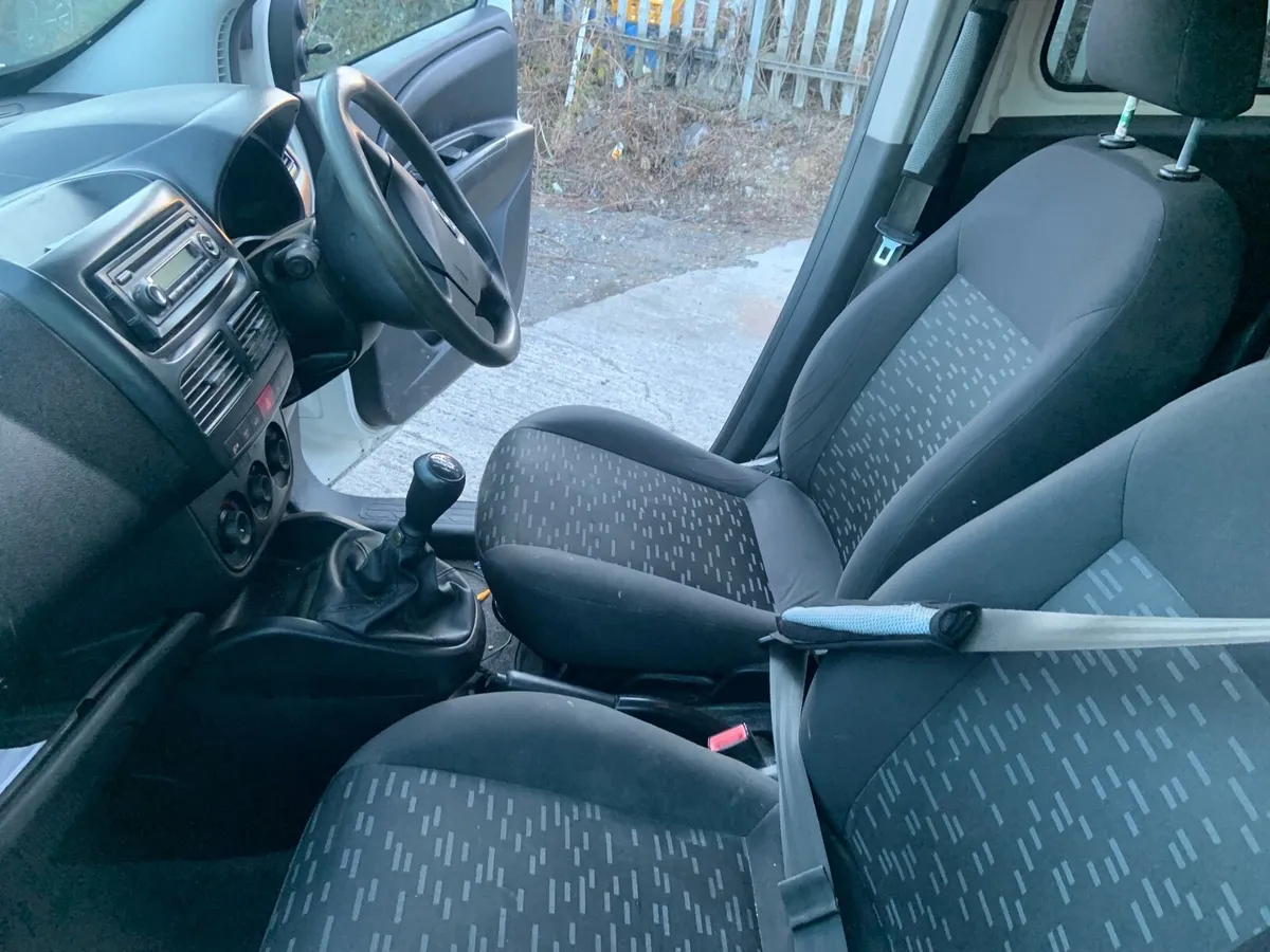 2013 combo crew cab new doe - Image 4