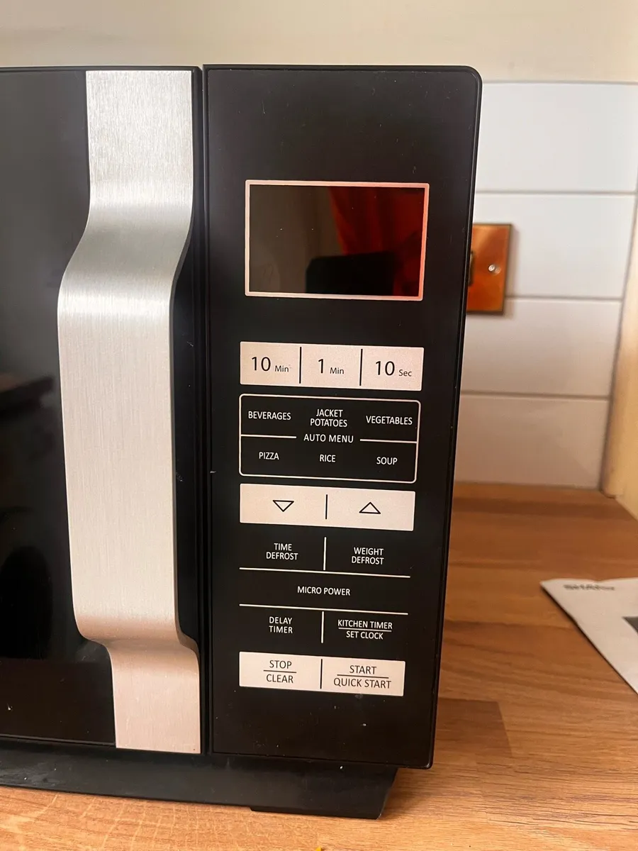 Microwave - Image 2