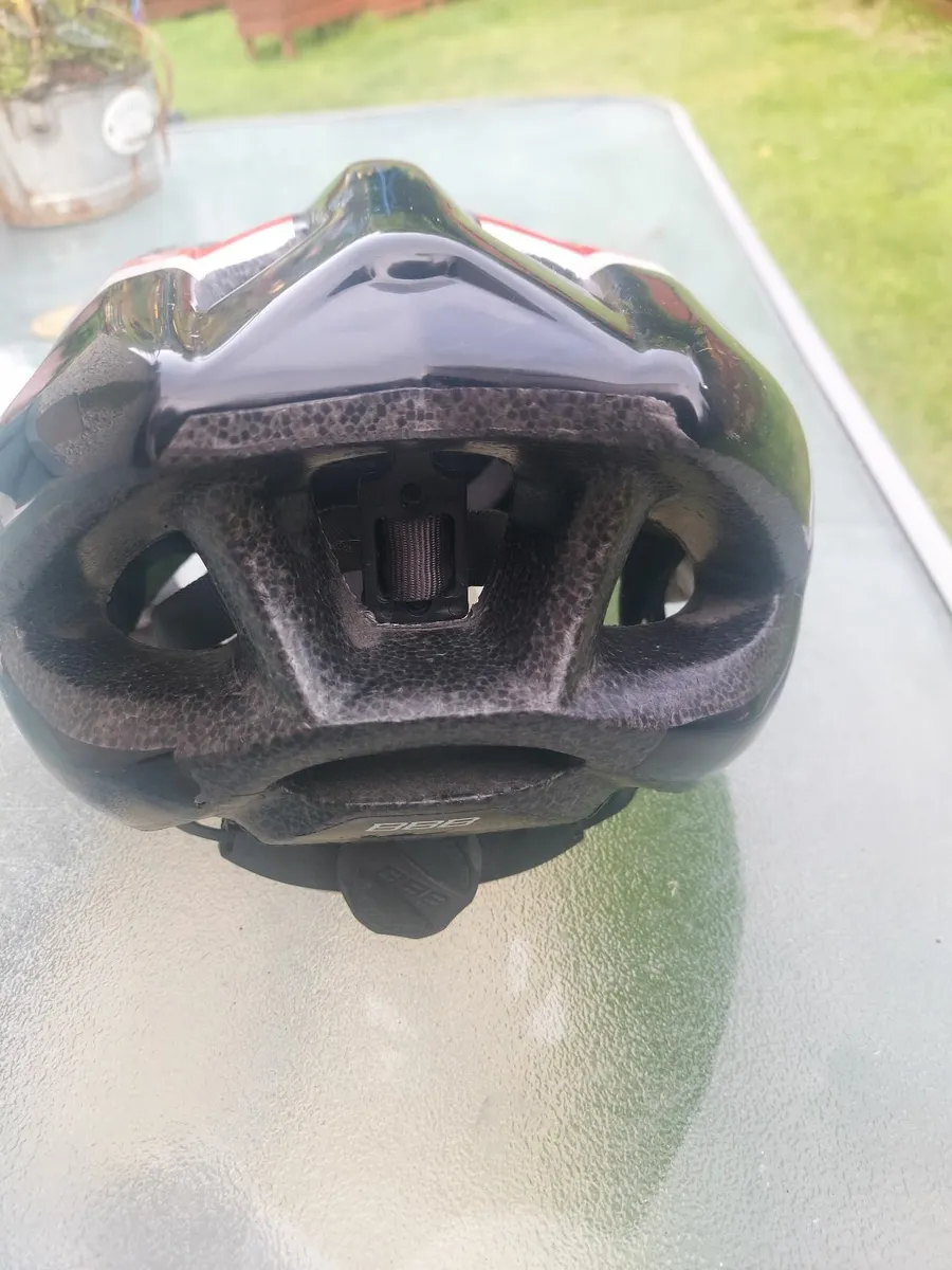 Cycling helmet - Image 2