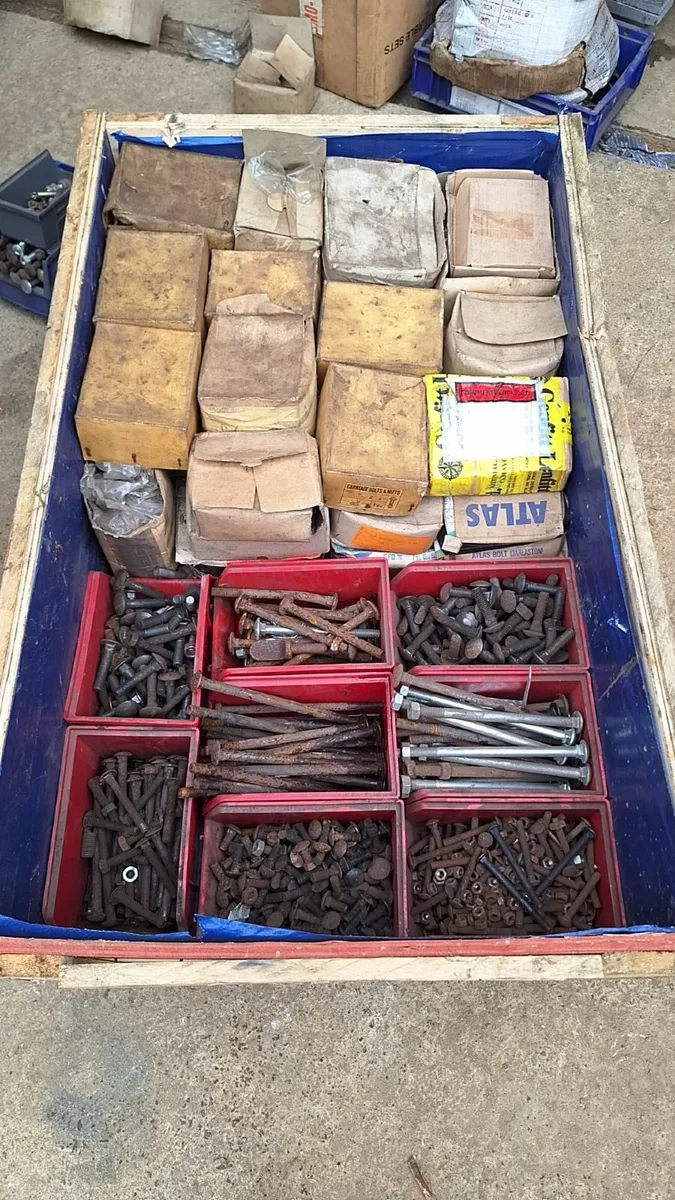 Pallet of bolts mixed all new - Image 4