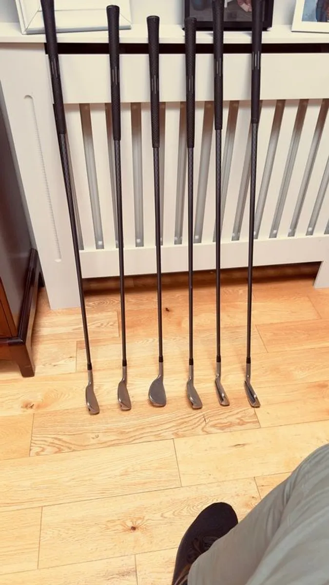 Ping G 30 Irons - 6 To Sw - Image 1