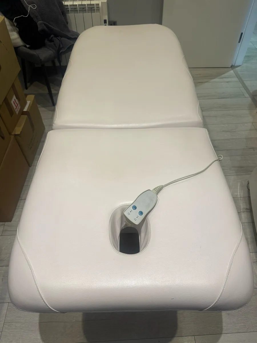 Electric Bed & IPL machine - Image 2