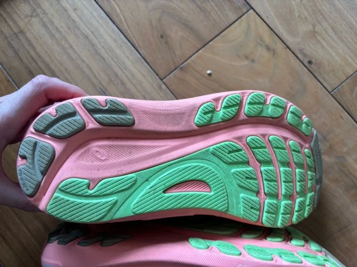 asics gel Kayano women's running shoes - Image 3