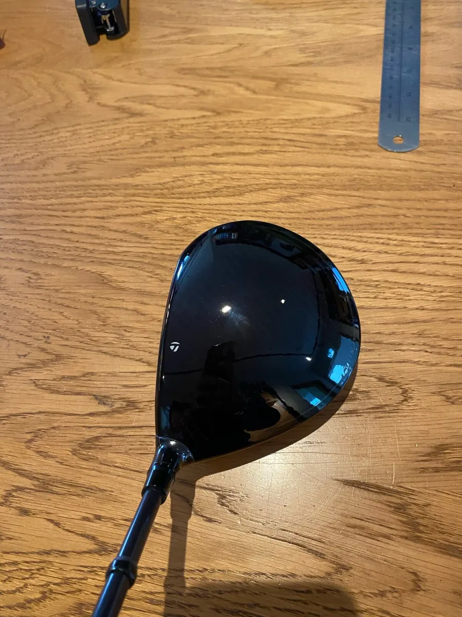 Taylormade Qi 10 Driver - Image 2