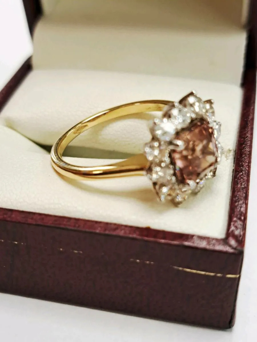 18K Gold Diamond Ring 18CT18K Gold Diamond Ring 1 - Image 3