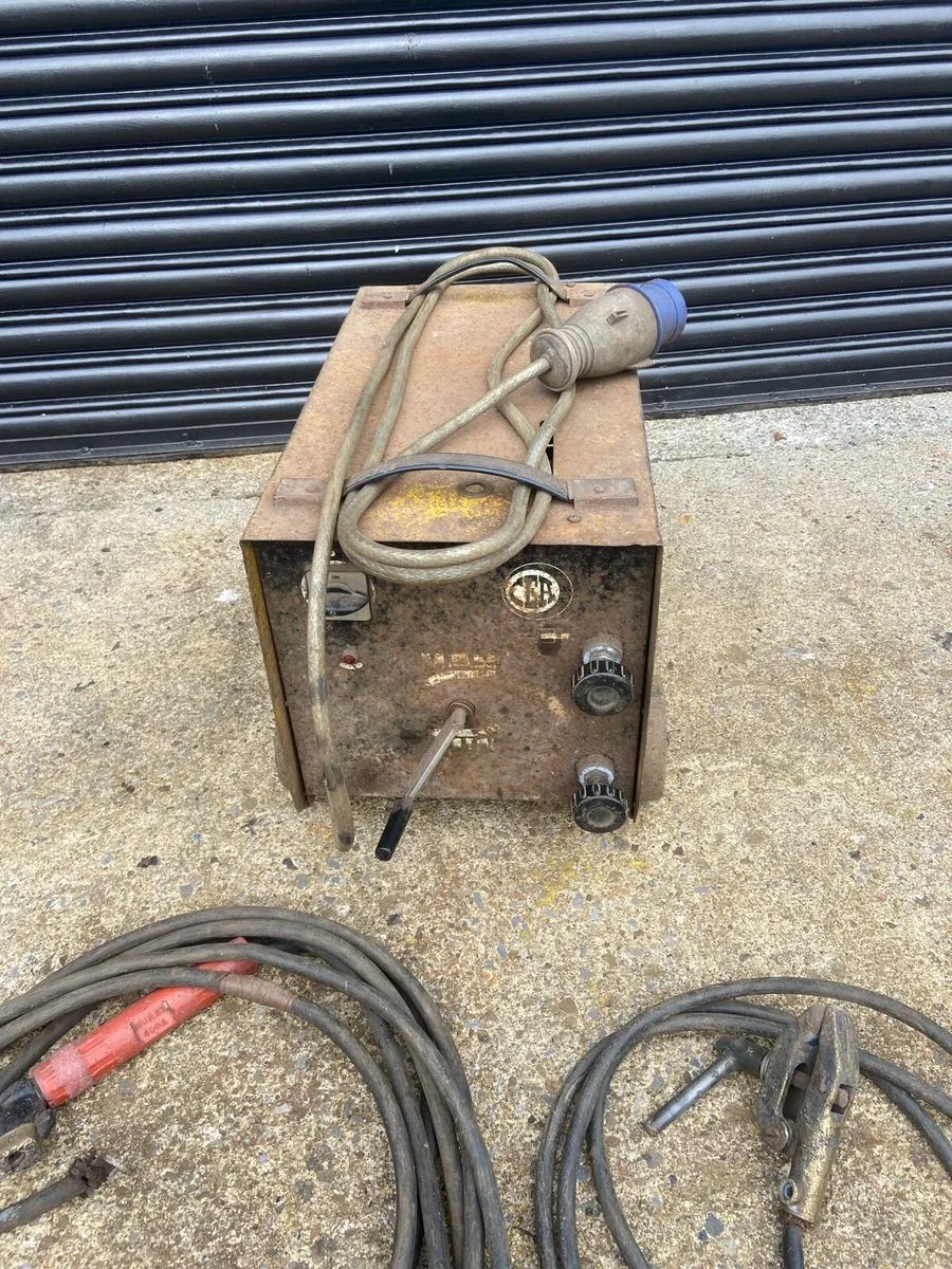 CEA Arc Welder - Image 1