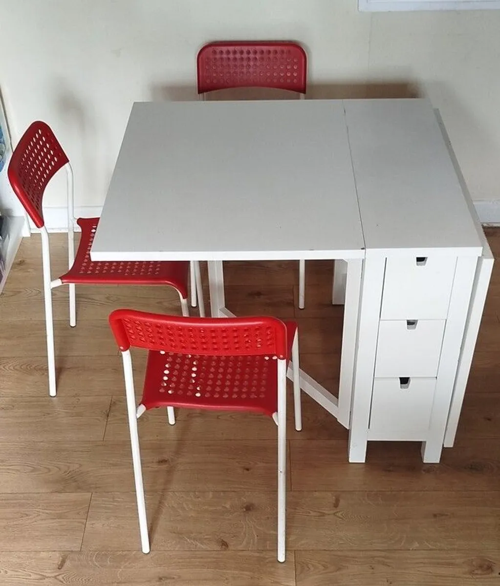Extendable Table - Image 2