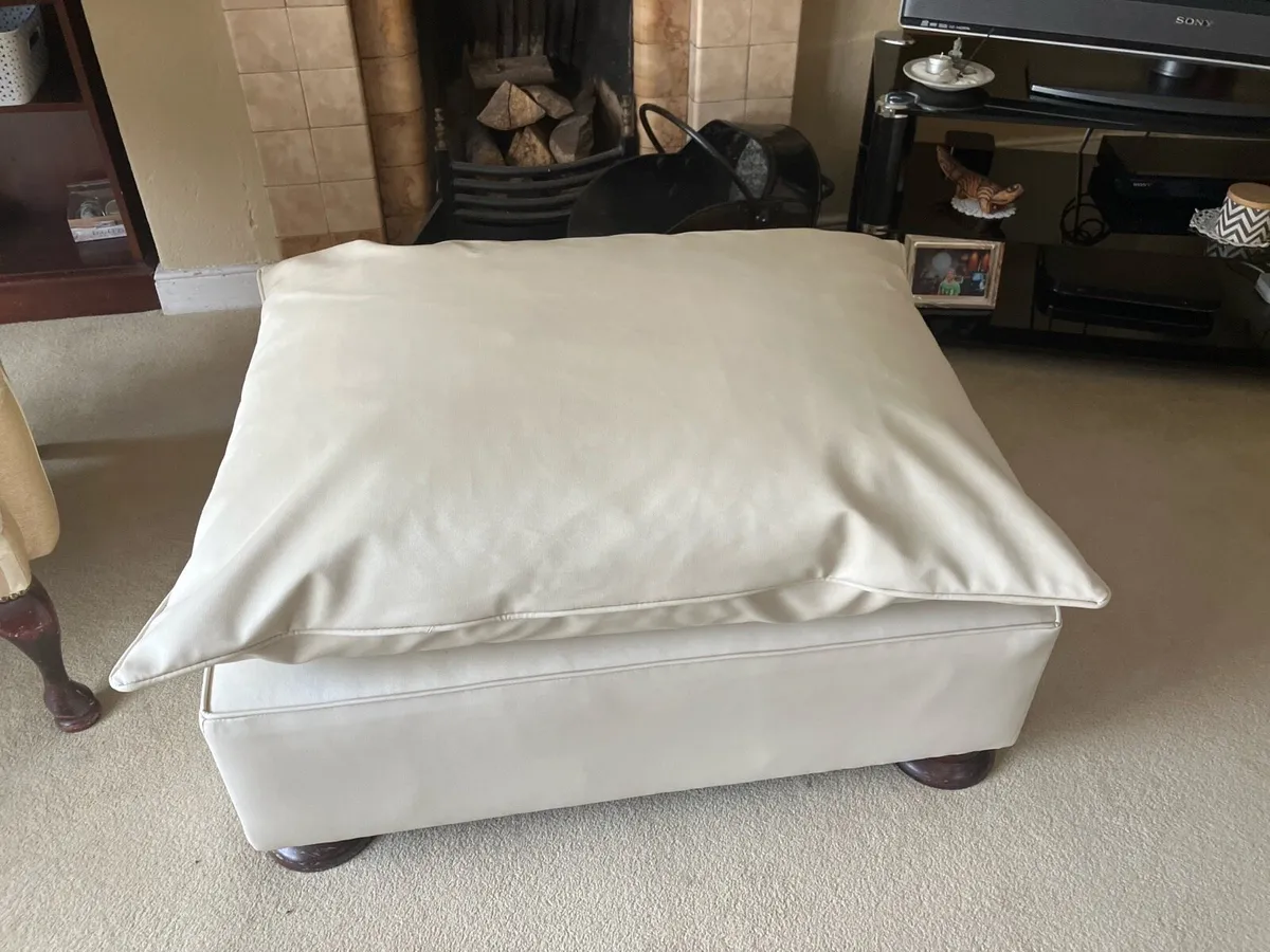 Large square proof very good condition