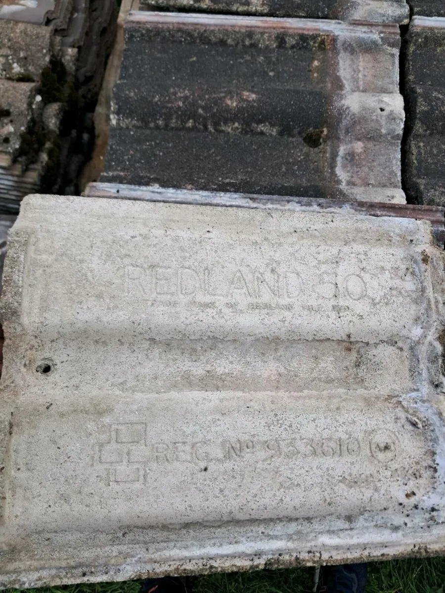 Redland 50 roof tiles - Image 2