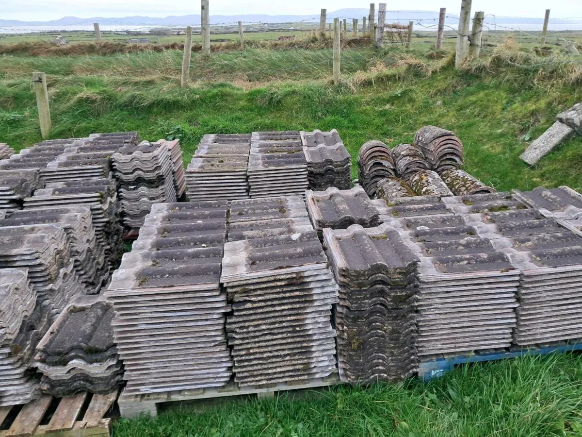 Redland 50 roof tiles - Image 3