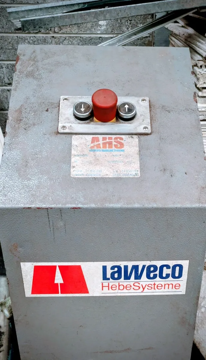 Laweco Lifting Table & Control Box 130Okg Capacity