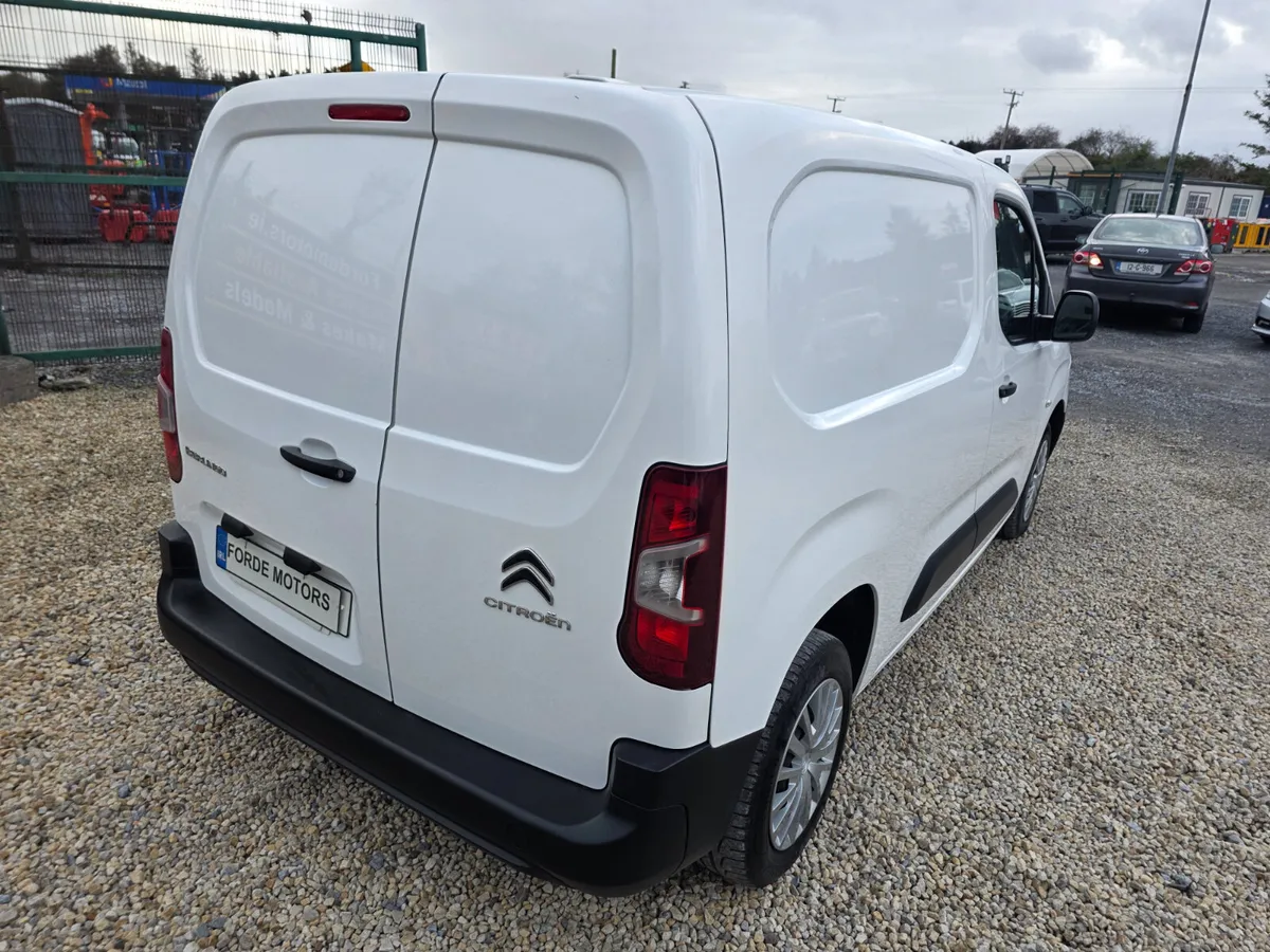 Citroen Berlingo 2021 - Image 4