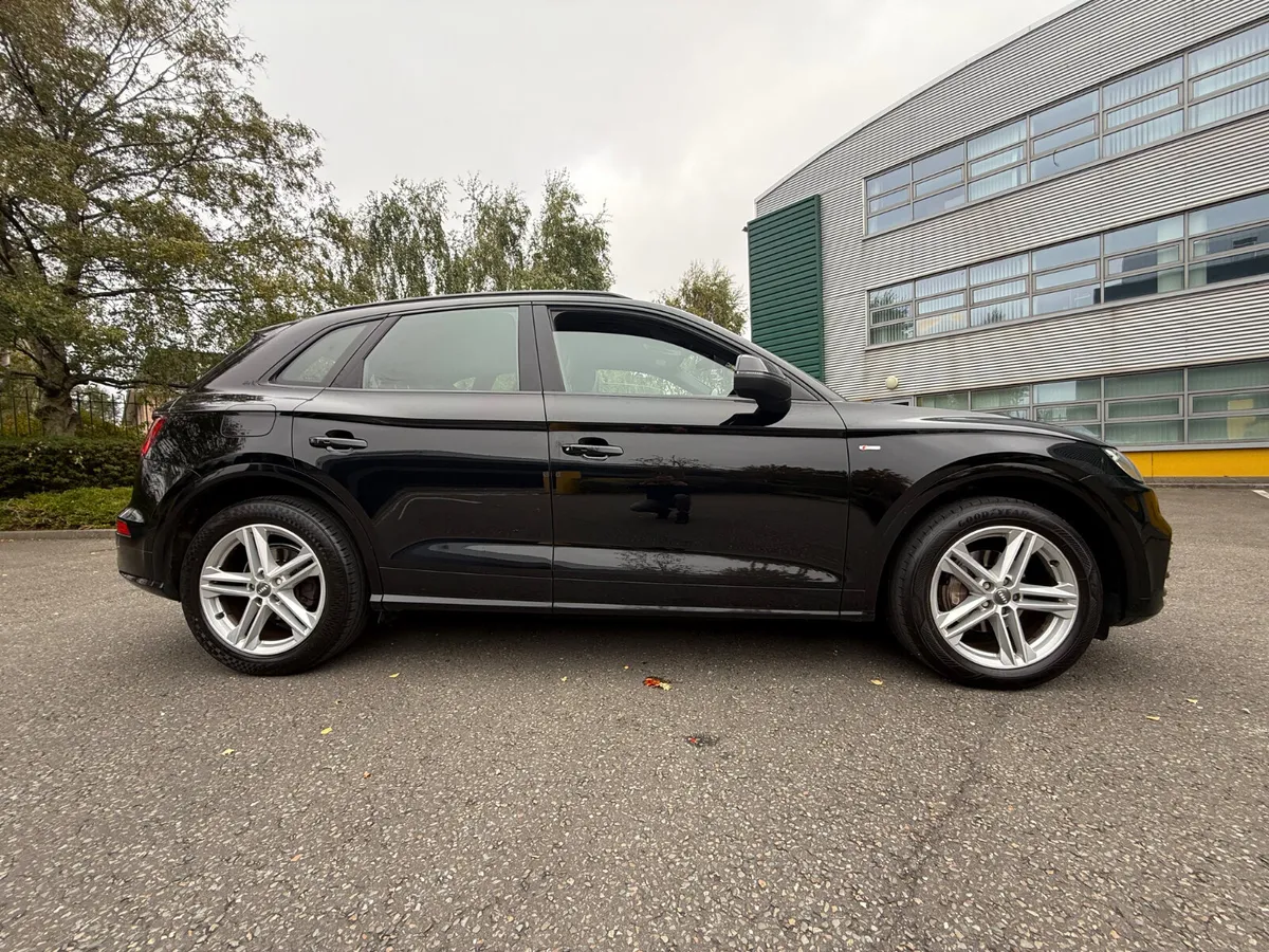 Audi Q5 2.0 TDI SLINE - Image 3