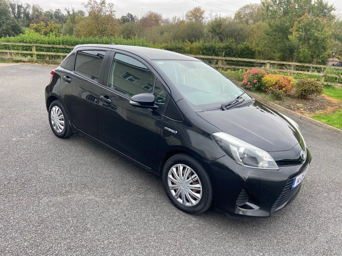 Toyota Yaris Hybrid - Image 1