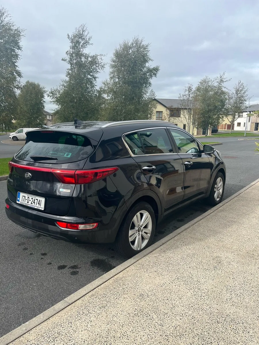 Kia Sportage 1.7 Platinum - Image 3