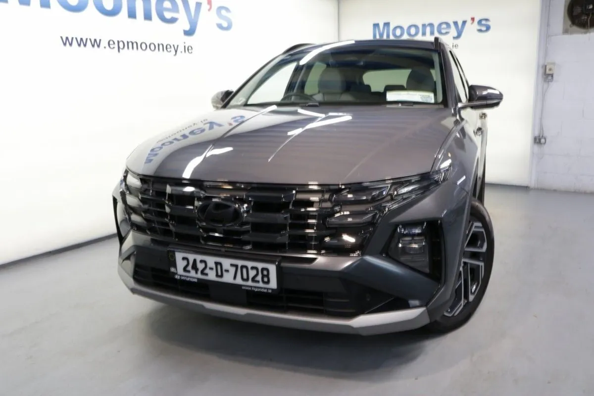 Hyundai Tucson Hybrid Executive Plus 1.6l Petrol - Image 2