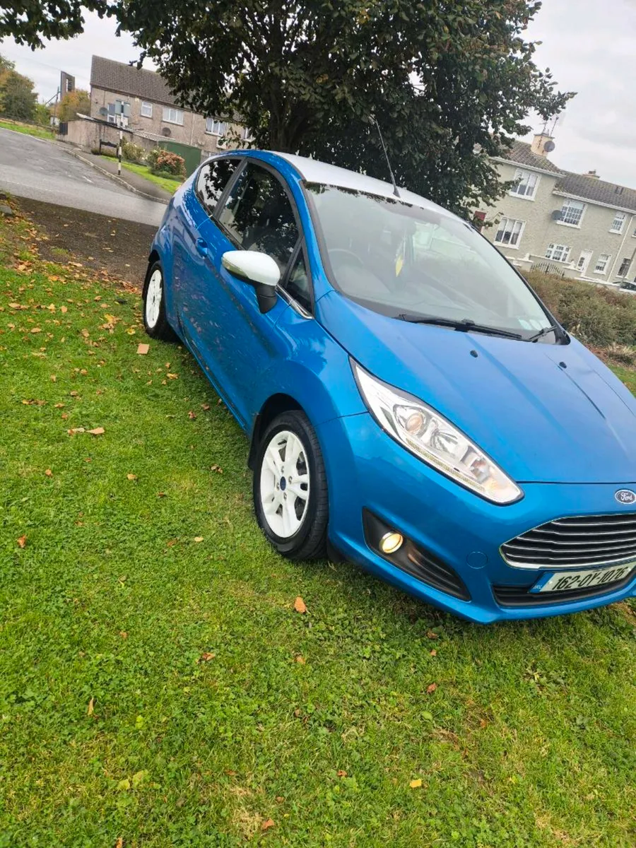 Ford fiesta.  .BLUE edition  1.2  petrol .. - Image 3