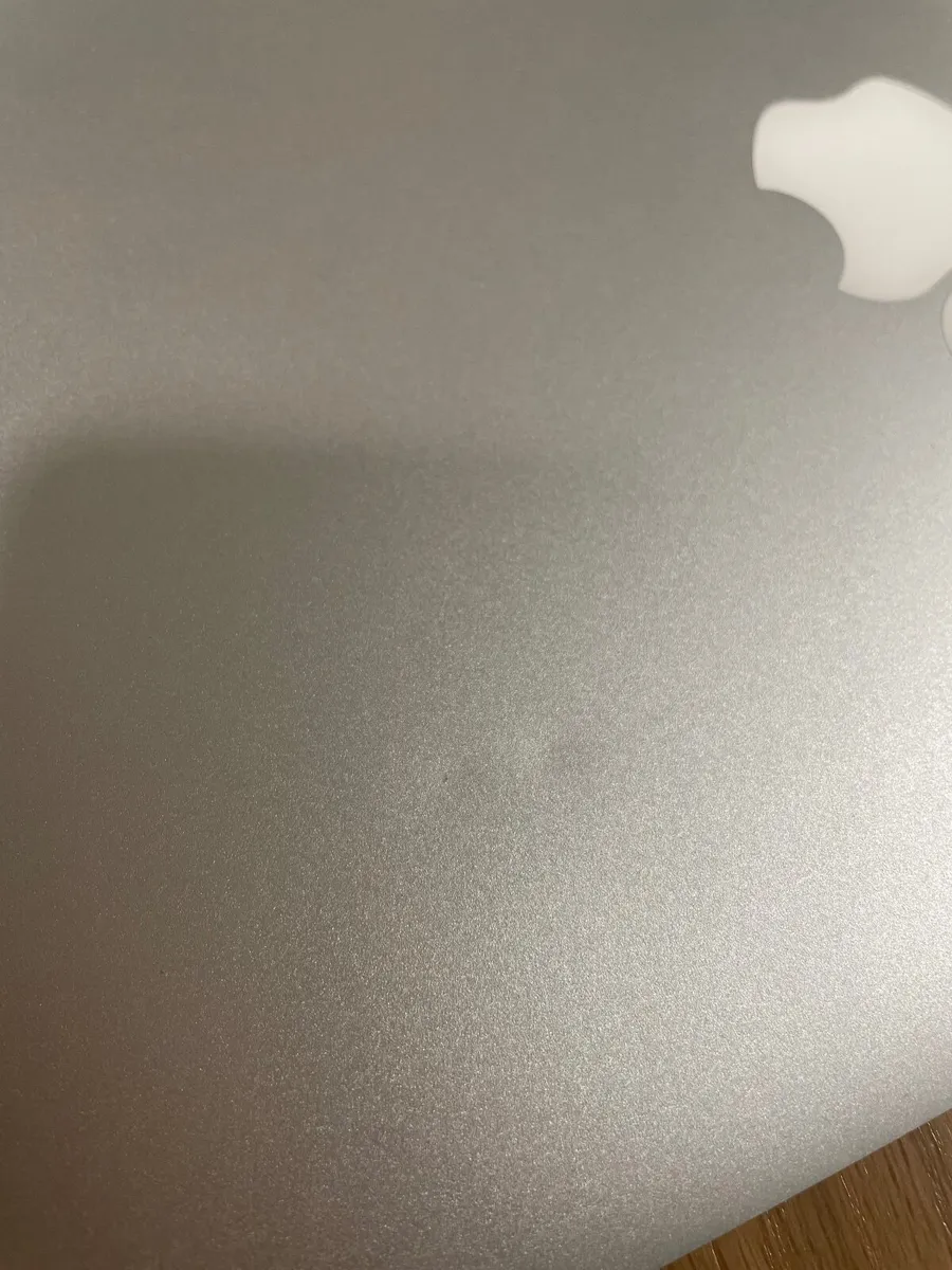 MacBook Air - Image 2