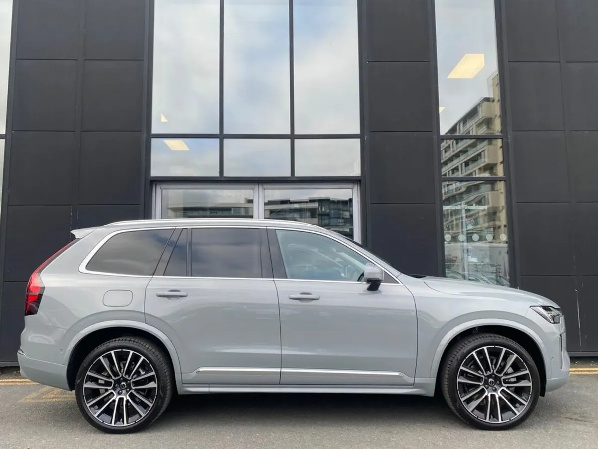 Volvo XC90 T8 - Image 4