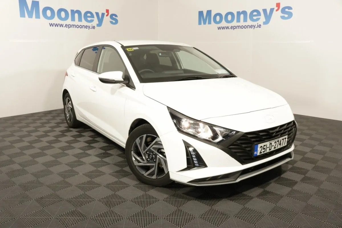 Hyundai i20 Deluxe Plus 1.2l Petrol Hatchback - Image 1